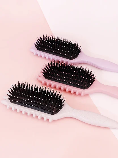 Hair Brushes with Wavy Edge Design - Image 2